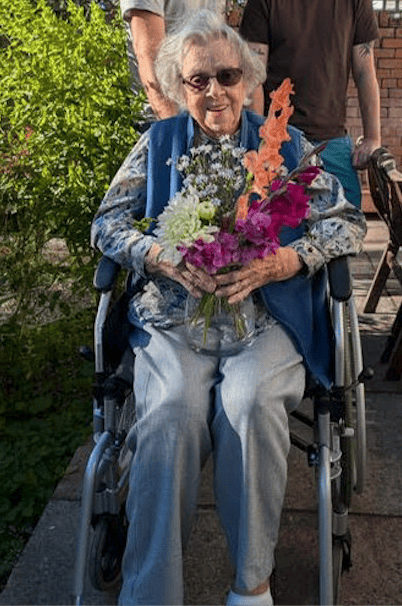 Former Wren Peggy celebrates 99th birthday