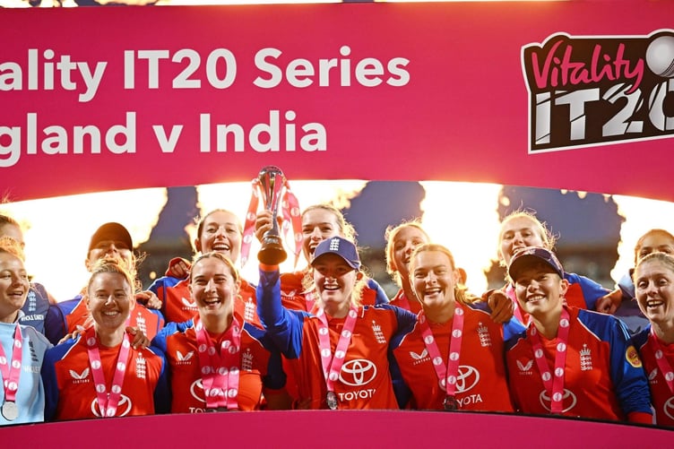 England celebrating their victory