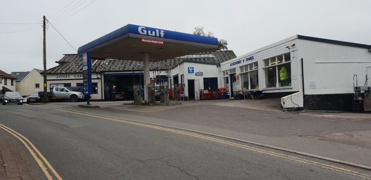 Residents in Wiveliscombe are concerned about potential 'public nuisance' resulting from a 24-hour alcohol sales licence granted to the new owners of Jones Garage.