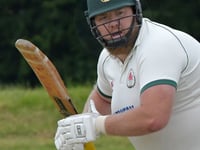 James steers Minehead to victory over Saints Seconds 