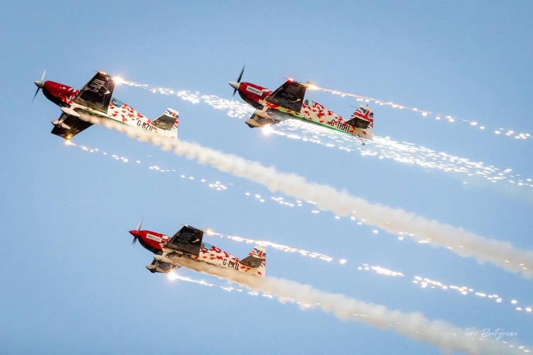 The Global Stars aerobatics team is coming to Watchet for carnival weekend.