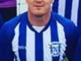Minehead beat Bishops Lydeard 1-0 at home
