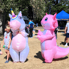 School's out - it's party picnic time 