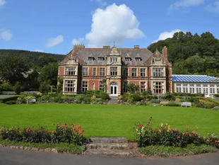 Learning about village's historic manor estate