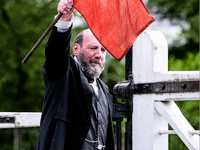 Dickens great-great-grandson stars in station play