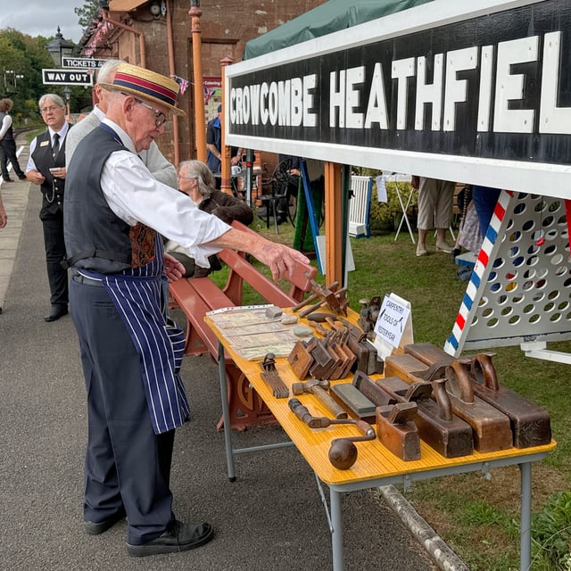 Nostalgia returns for fabulous forties weekend