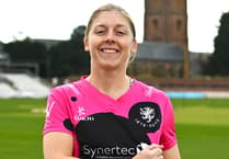 Big cricket award for ex-England captain Heather Knight