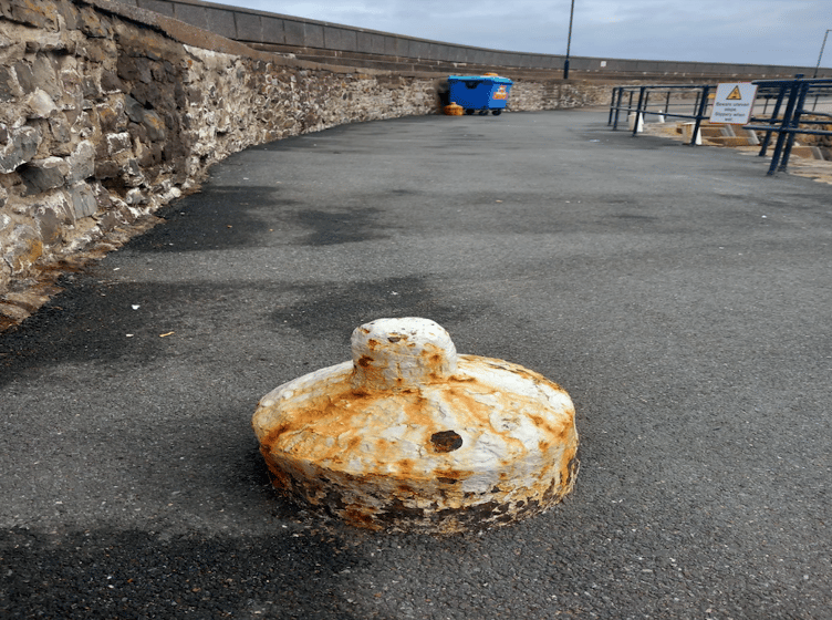 How the cannons looked on Minehead harbour side before their removal.